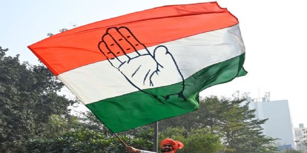 कांग्रेस ने सीतापुर सांसद राकेश राठौड़ और एम हीरा ठाकुर को पार्टी के ओबीसी विभाग का उपाध्यक्ष नियुक्त किया
