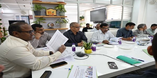 अंतिम मतदाता सूची राजनीतिक दलों के प्रतिनिधियों को सौंपी