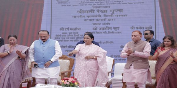 मुख्यमंत्री ने ओखला, गाजीपुर व सिंघोला में नए कचरा प्रसंस्करण संयंत्रों का किया शिलान्यास