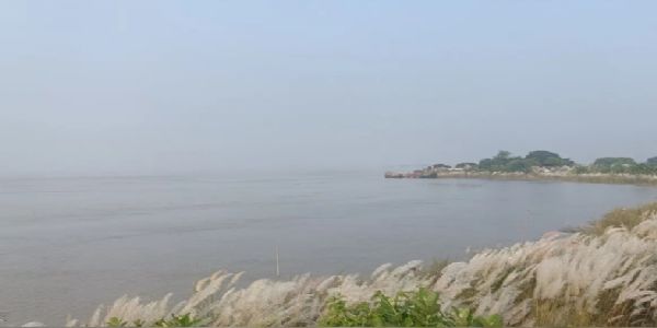 गोपालपुर में गंगा और कोसी के जलस्तर में उतार-चढ़ाव, इस्माईलपुर में खतरे के निशान से ऊपर बह रही नदी