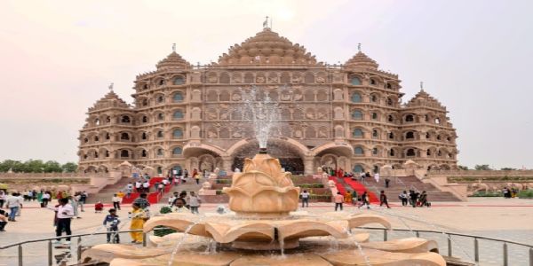 रांची जिला स्कूल में बनेगा स्वर्वेद महामंदिर की तर्ज पर भव्य पूजा पंडाल