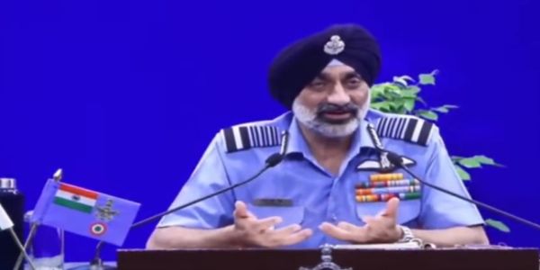 अभी तक भारत को अमेरिका से एफ-35 या रूस से सुखोई-57 खरीदने का औपचारिक प्रस्ताव नहीं मिला