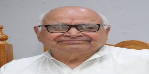 नई पीढ़ी के एक वर्ग में गांधी की अकारण आलोचना की लत