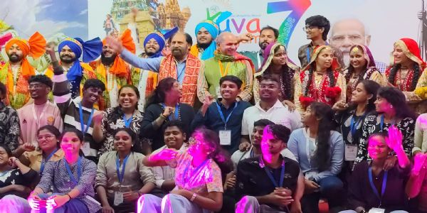 डीयू में युवा संगम : तमिलनाडु के 55 सदस्यीय युवा दल ने दिल्ली की विरासत और संस्कृति को जाना