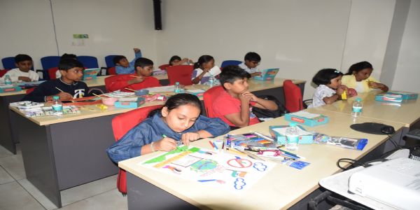 सीसीएल में बच्चों के लिए कविता पाठ प्रतियोगिता आयोजित