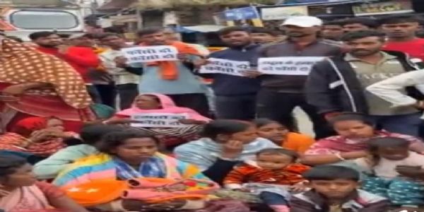 होटल के मैनेजर की हत्या, सड़क के किनारे मिला शव