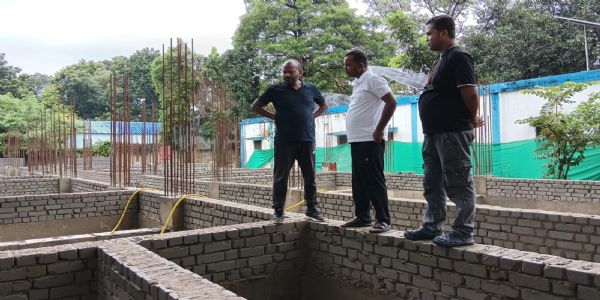 विधायक ई आईपी गुप्ता ने बाबा साहेब भीमराव अंबेडकर छात्रावास का भ्रमण किया
