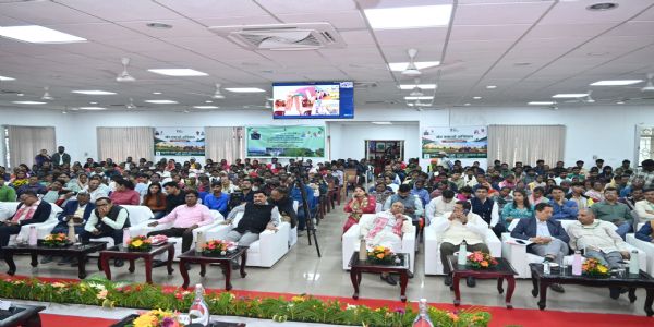 झारखंड के 19 लाख किसानों के खातों में करीब 300 करोड़ रुपये ट्रांसफर, पात्र किसानों को पीएम किसान सम्मान निधि से जोड़ने पर जोर