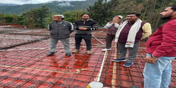 समय और गुणवत्ता के साथ पूरा करें सीएचसी पिलखी का निर्माण कार्यः शाह