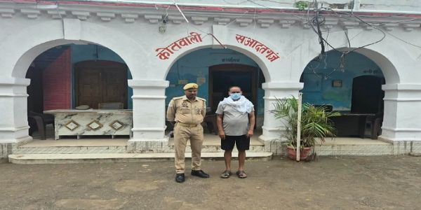 लखनऊ : तिहरे हत्याकांड में फरार एक और आरोपित गिरफ्तार