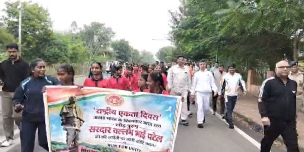 राजगढ़ः सरदार पटेल की जयंती पर दौड़े जनप्रतिनिधि, अफसर और युवा, एकता का दिया संदेश