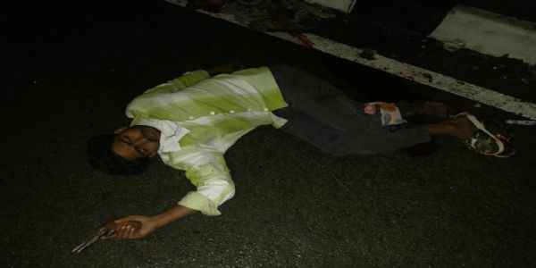 सिपाही पर गोली चलाने वाला बदमाश मुठभेड़ में गिरफ्तार, पैर में लगी गोली, साथी फरार