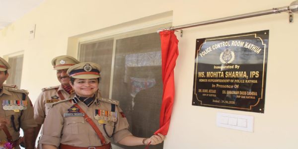 एसएसपी मोहिता शर्मा ने पीसीआर भवन कैंटीन और नाग देव मंदिर का किया उद्घाटन