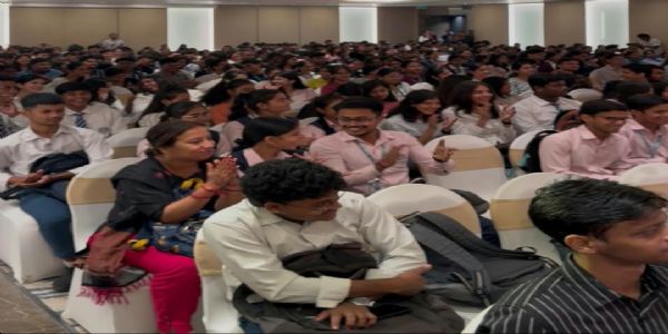 जमशेदपुर में ‘बियॉन्ड बाउंड्रीज’ कॉन्क्लेव में 400 से अधिक विद्यार्थियों ने लिया हिस्सा