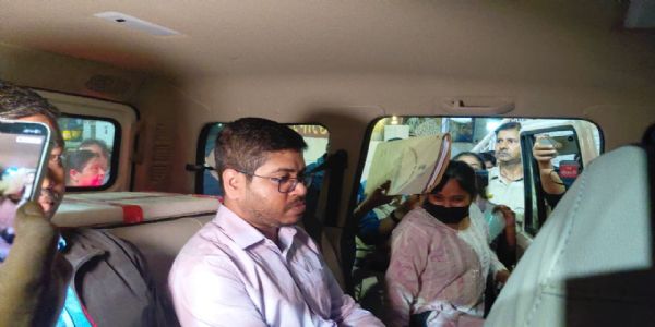 लाखों रुपये की साइबर ठगी मामले में बैंक का उप प्रबंधक गिरफ्तार