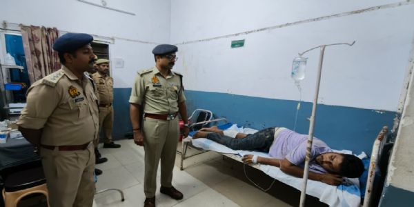 देवरिया : पुलिस मुठभेड़ में लार का नामजद आरोपी घायल, पैर में लगी गोली