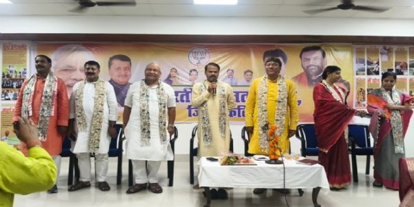 भाजपा जिला कार्यालय में संगठनात्मक मंथन: नीतियों को जन-जन तक पहुंचाने और आपसी समन्वय को मजबूत करने का संकल्प