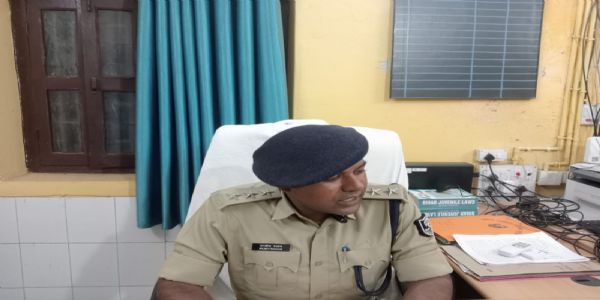 गांजा और 129 प्रतिबंधित इंजेक्शन बरामद, एक तस्कर गिरफ्तार