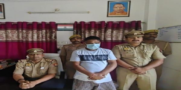 कोडीन सिरप तस्करी मामले में वांटेड शुभम जायसवाल को अनुभव प्रमाण पत्र बनाकर देने वाला विकास गिरफ्तार