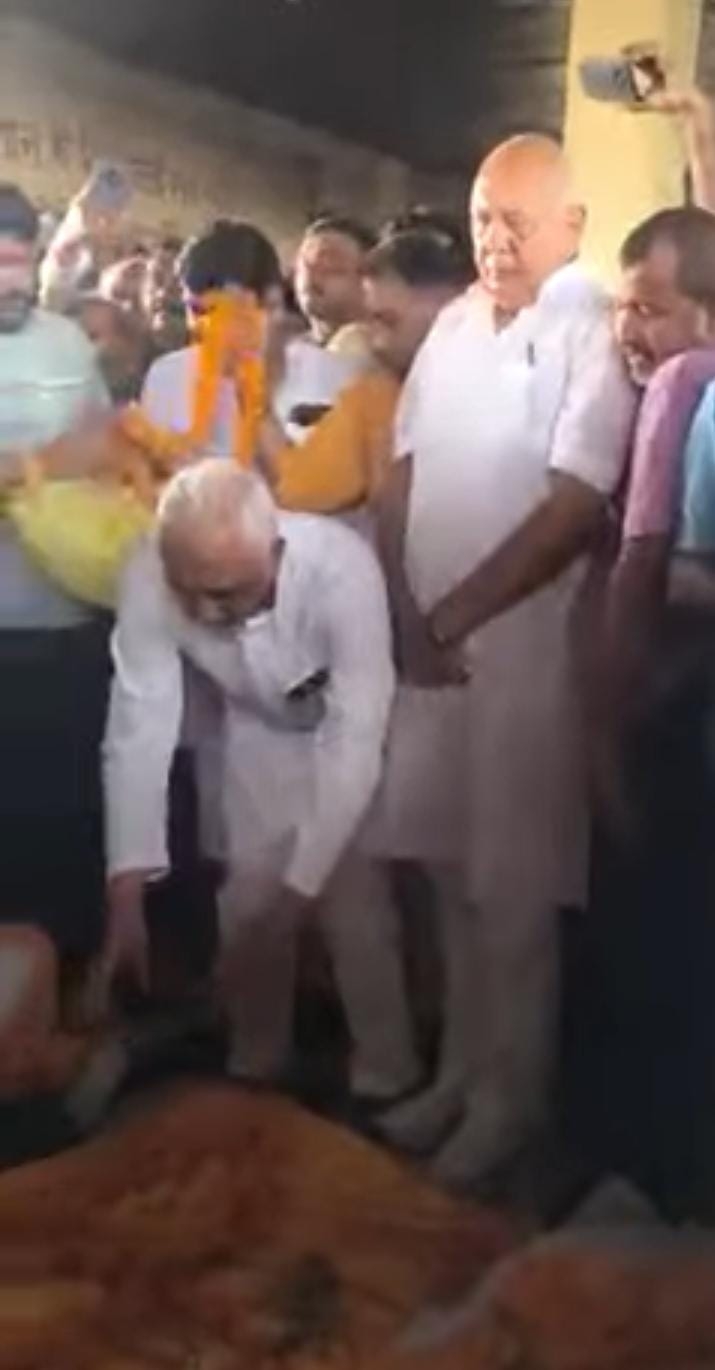कृषि मंत्री सेना के जवान कमेटी विदाई में शामिल कृषि मंत्री सेना के जवान कमेटी विदाई में शामिल