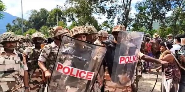 अरुणाचल : एसयूएमपी के खिलाफ विरोध तेज, झड़प में प्रदर्शनकारी और सीआरपीएफ जवान घायल