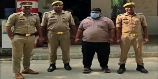 हनी ट्रैप मामले में आरोपित गिरफ्तार ,चार लाख की रंगदारी मांगने का आरोप