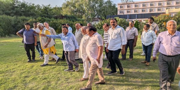 निम्बार्क कॉलेज में भूमि पूजन के साथ रामलीला मंच निर्माण शुरू