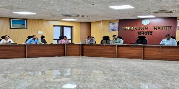 धनबाद में निर्यात बढ़ाने की नई रणनीति, हार्ड कोक के साथ इंजीनियरिंग और कृषि उत्पादों पर जोर