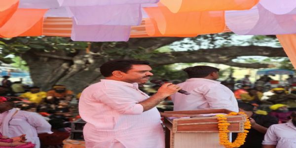 घुमंतू समाज के उत्थान के लिए समर्पित राज्य सरकार : असीम अरुण