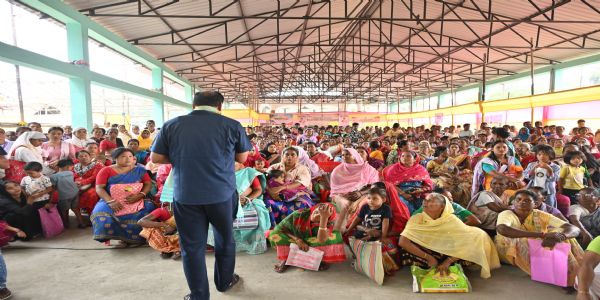 (अपडेट) सेवा संकल्प अभियान में मंत्री विश्वजीत दैमारी ने लिया हिस्सा