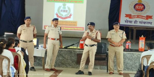 खड़गपुर रेल मंडल में कर्मियों के 9वें बैच को अग्निशमन प्रशिक्षण