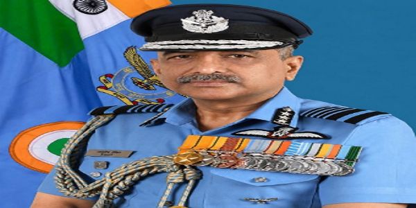 एयर मार्शल आशुतोष दीक्षित (फाइल फोटो) एयर मार्शल आशुतोष दीक्षित (फाइल फोटो)