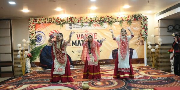 वन्दे मातरम् कैंप का सांस्कृतिक प्रस्तुतियों और युवा सहभागिता के साथ समापन