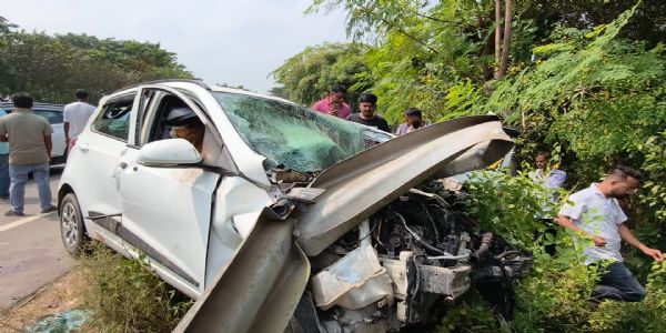 असम : सड़क हादसे में तीन व्यक्ति की मौत, तीन घायल