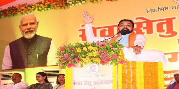 मुख्यमंत्री ने रोहतास जिला में 400 करोड़ रुपये से अधिक की विकासात्मक योजनाओं का किया उद्घाटन एवं शिलान्यास