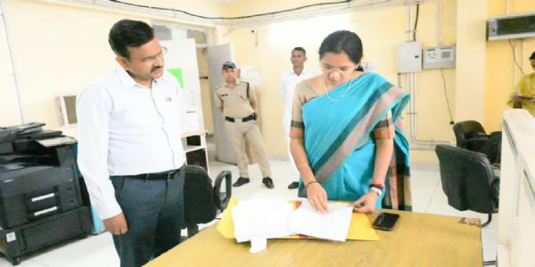 खतौनी में प्रविष्टियां विलंब से करने पर रजिस्ट्रार कानूनगो का स्पष्टीकरण तलब