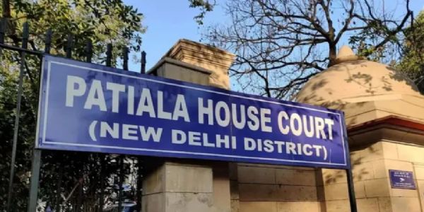दिल्ली में सीईसी के खिलाफ प्रदर्शन के दौरान गिरफ्तार 17 लोगों को जमानत, इनमें पत्रकार, युकां कार्यकर्ता शामिल