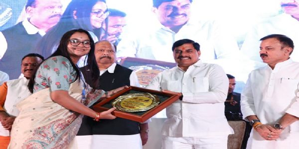 प्रधानमंत्री मोदी ने लोकतंत्र को गौरवान्वित करते हुए जिया है सार्वजनिक जीवन : मुख्यमंत्री डॉ. यादव