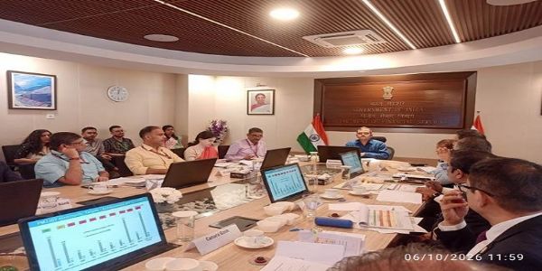 निजी क्षेत्र के बैंक सरकारी वित्तीय समावेशन योजनाओं में भागीदारी बढ़ाएं: वित्त मंत्रालय