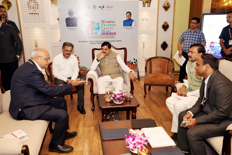 एमपी ट्रैवल्स मार्ट में निवेशकों के साथ वन-टू वन चर्चा हुए मुख्यमंत्री एमपी ट्रैवल्स मार्ट में निवेशकों के साथ वन-टू वन चर्चा हुए मुख्यमंत्री