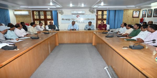 विश्वविद्यालय के विकास के लिए त्याग और समर्पण जरूरी : प्रो. आरके सिंह