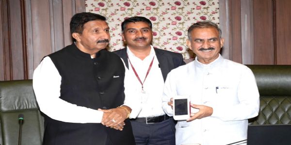 एचआरटीसी को मिलेंगी 1,500 ई-बसें, ऊना में पूरी तरह इलेक्ट्रिक बसें चलाने के निर्देश