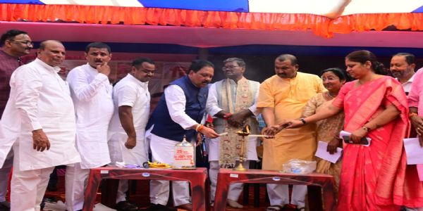 विकसित भारत संकल्प सभा के साथ सेवा ज्योति यात्रा में हजारों की संख्या में भाजपाई हुए शामिल