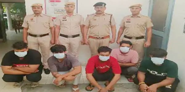 सोनीपत: बीमा पॉलिसी के नाम पर छह लाख का फर्जी लोन लेकर ठगी, पांच गिरफ्तार
