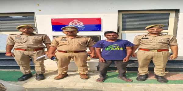 देवरिया : फर्जी दस्तावेज से पासपोर्ट बनवाकर विदेश यात्रा करने का आरोपित गिरफ्तार