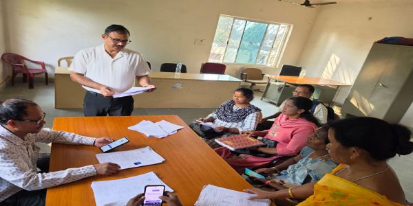 मतदाता सूची से छूटे पात्र नागरिकों के लिए हेल्प डेस्क शुरू