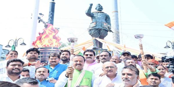 न रुकेंगे, न झुकेंगे, 2047 तक विकसित भारत के संकल्प को साकार करेंगे : केशव प्रसाद मौर्य