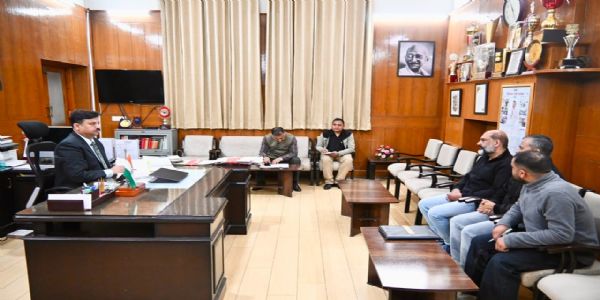 दीपावली पर पटाखों की बिक्री के लिए लाइसेंस अनिवार्य, नियम तोड़ने वालों पर होगी कार्रवाई
