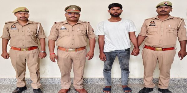 देवरिया : चाकू से हमला करने का आरोपी गिरफ्तार
