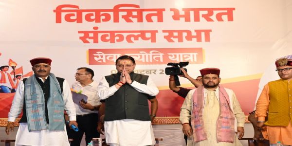 कॉरिडोर के रूप में विकसित होगा श्री काशी विश्वनाथ मंदिर : मुख्यमंत्री